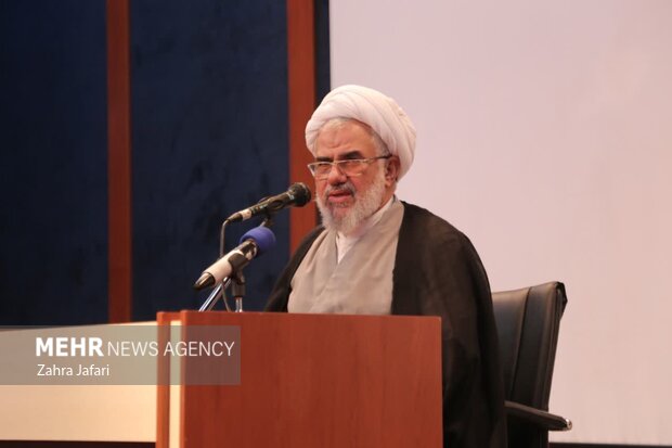 سیزدهمین دوره همایش کریمه اهل بیت علیهم السلام در بندرعباس برگزار شد