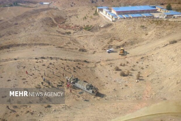 سقوط اتوبوس به دره در فیروزکوه؛ ۴نفر جان باختند؛علت حادثه خواب آلودگی