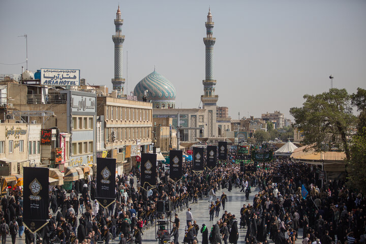 دسته عزاداری خادمان حضرت معصومه(س) در روز ارتحال حضرت
