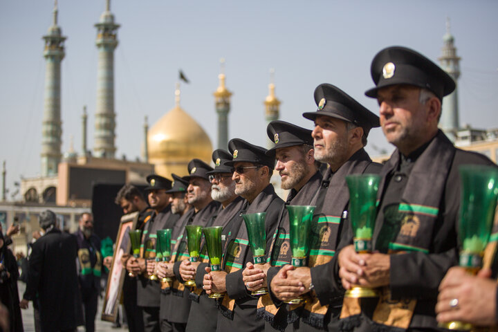 دسته عزاداری خادمان حضرت معصومه(س) در روز ارتحال حضرت