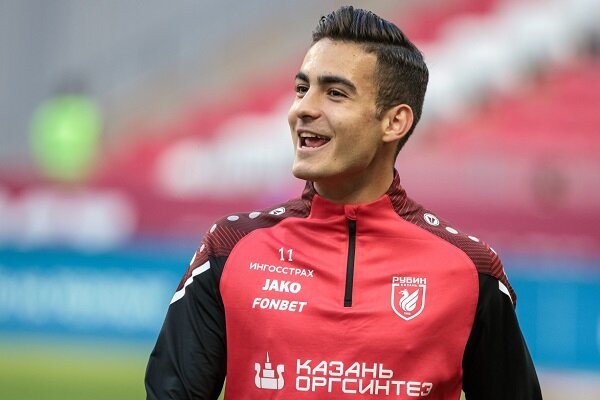 پیشنهاد خرید دائمی طاهری روی میز روس ها؛ مهاجم جوان ماندگار میشود؟