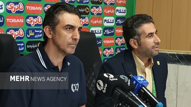 رحمتی: داور می توانست جسورانه تر قضاوت کند؛ عذرخواهی از هواداران