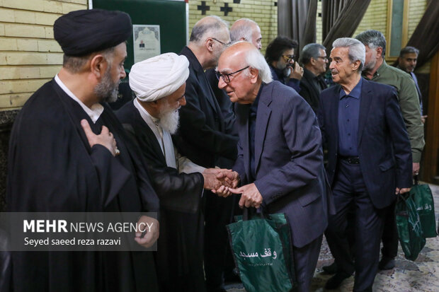 مجلس ترحیم همسر آیت الله سیستانی در تهران