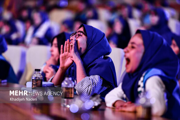 نقدهای کودکانه روی صندلی سینما؛ این گزارش برای بچههاست!