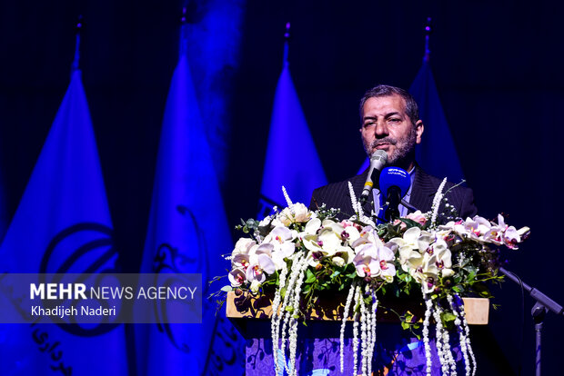 افتتاحیه سی‌وهفتمین جشنواره بین‌المللی فیلم‌های کودکان و نوجوانان در اصفهان