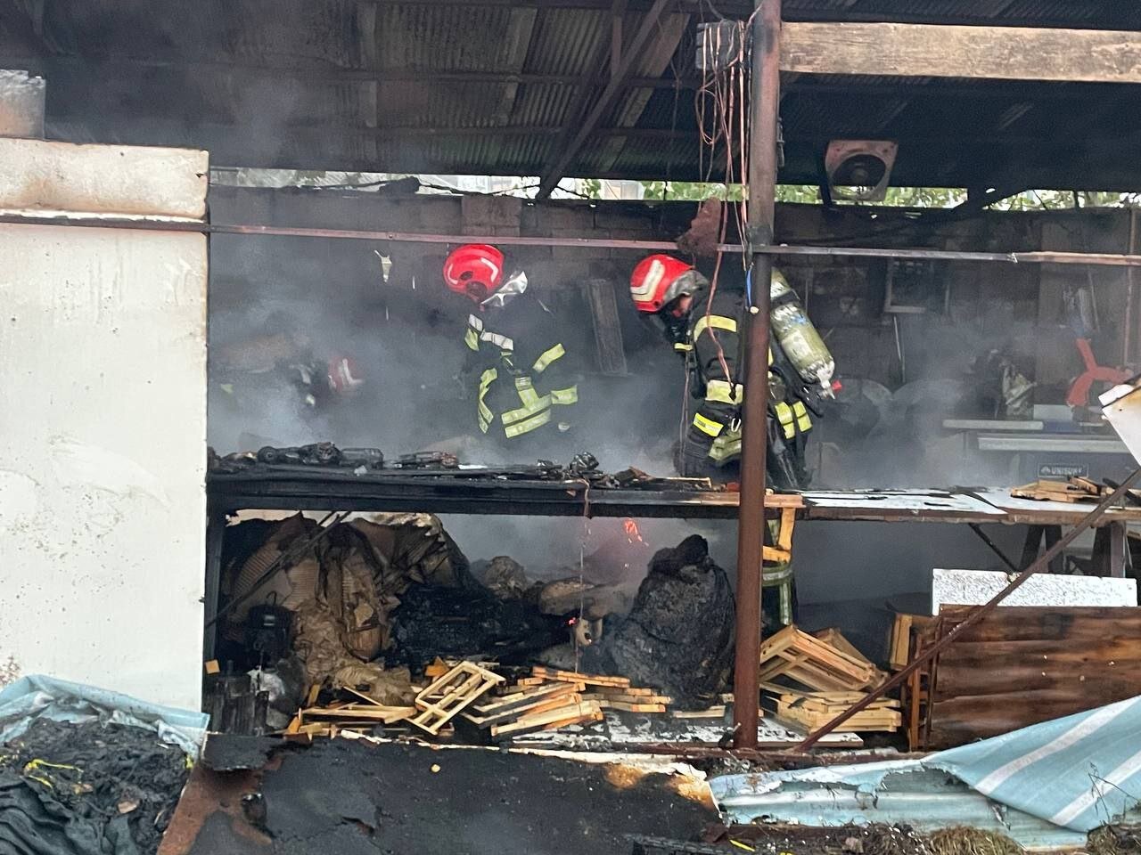 مومنی: حریق در کارگاه صنایع دستی رشت یک مصدوم بر جا گذاشت