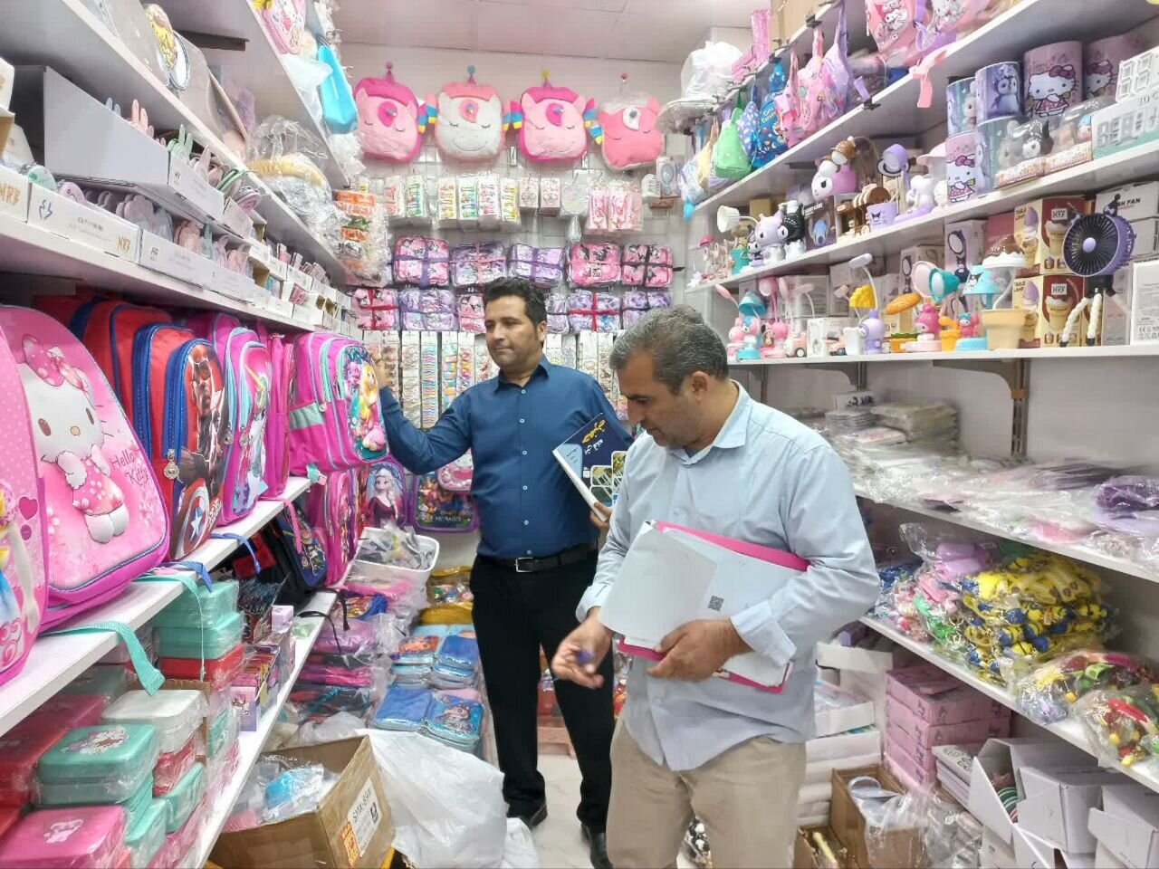 نظارت مستمر بر واحدهای صنفی در گناوه؛ با متخلفان برخورد می‌شود