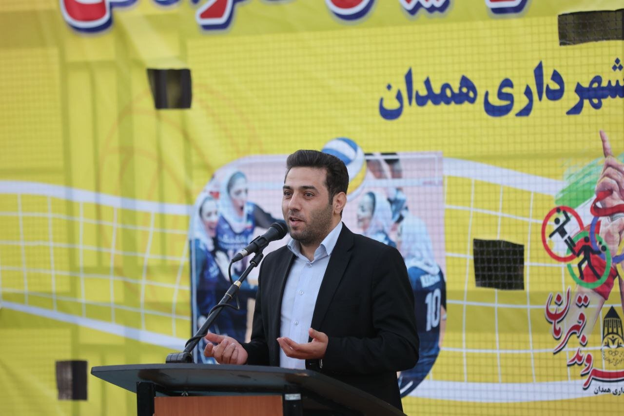 همدان پیشگام اجرای طرح ملی والیبال خانوادگی