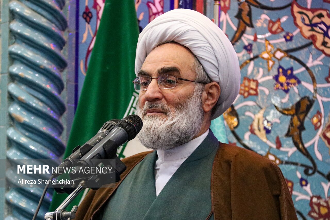 آیت الله فلاحتی: بصیرت مردم وقت شناس فتنه های دشمنان را نقش بر آب کرد آیت الله فلاحتی: بصیرت مردم وقت شناس فتنه های دشمنان را نقش بر آب کرد