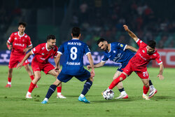 برد یک نیمه‌ای پرسپولیس مقابل استقلال خوزستان