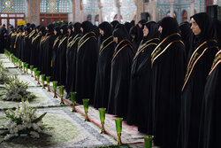 آیین شمعدان گردانی خادمان حرم حضرت معصومه(س)