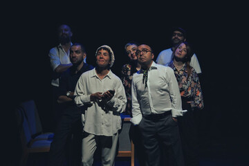 آغاز تور استانی نمایش «نیمه تاریک ماه»