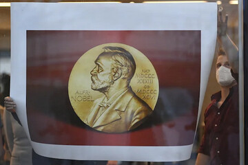 نوبل ادبیات ۲۰۲۵ به کجا می‌رود؟؛ فاصله نظر دانشگاهیان تا مطبوعاتی‌ها