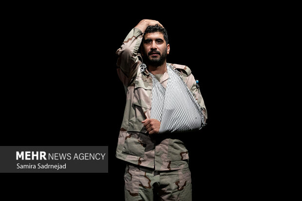 نمایش «دشمن خدا»
