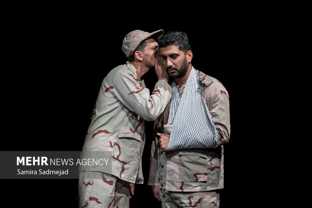 نمایش «دشمن خدا»