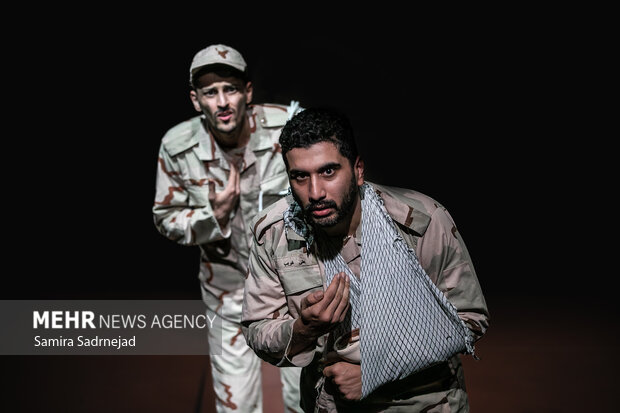 نمایش «دشمن خدا»