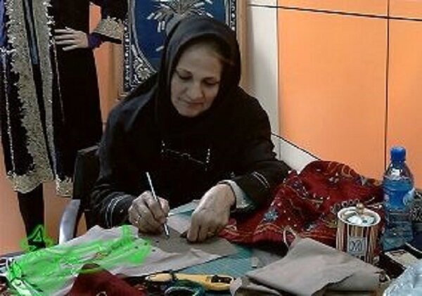 مهپاره اکبری؛ پیشکسوتی که لباس را هویت می‌دانست