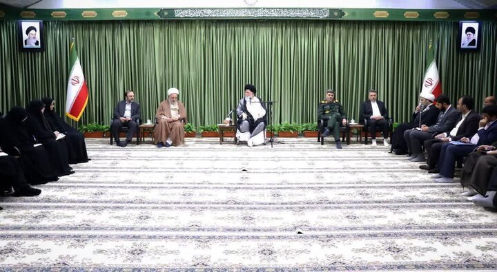 علم الهدی: تاخیر در ازدواج زمینهساز آسیبهای اجتماعی است