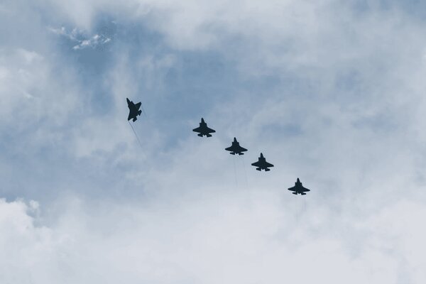 10 LatAm countries condemn US incursion near Venezuelan shore