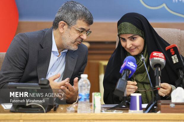 مراسم امضای قرارداد تامین ناوگان ریلی 6