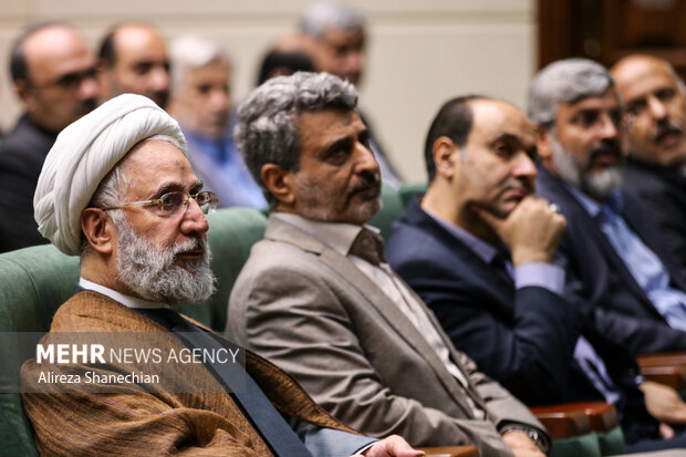 آئین تکریم و معارفه دادستان عمومی و انقلاب مرکز استان گیلان