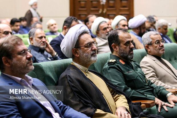 آئین تکریم و معارفه دادستان عمومی و انقلاب مرکز استان گیلان