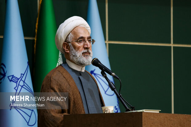 آئین تکریم و معارفه دادستان عمومی و انقلاب مرکز استان گیلان