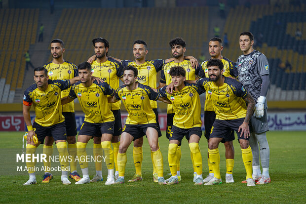 لیگ برتر فوتبال ؛ سپاهان و ذوب آهن
