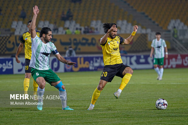لیگ برتر فوتبال ؛ سپاهان و ذوب آهن