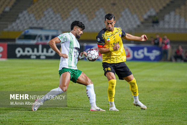 لیگ برتر فوتبال ؛ سپاهان و ذوب آهن