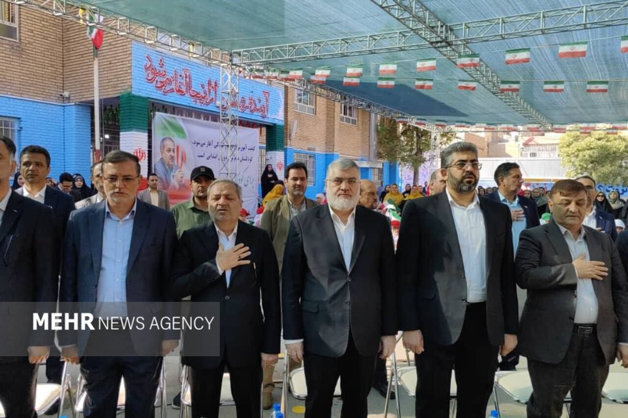 زنگ غنچه‌های استان تهران در شهرقدس نواخته شد
