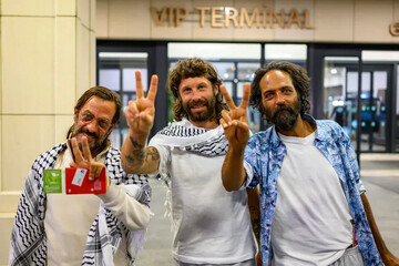 انواع شکنجه فعالان «صمود»؛ ممانعت از آب تا سرقت و کتک