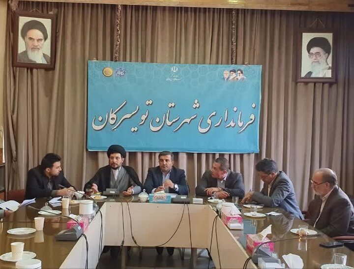 جشنواره پاییزی تویسرکان با مشارکت سمنها برگزار میشود