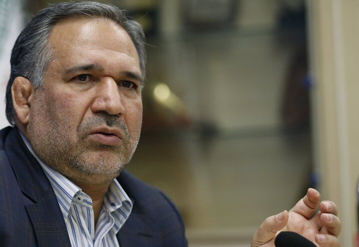 حسینی: حذف 4 صفر از پول ملی باعث تسهیل مبادلات مالی می‌شود