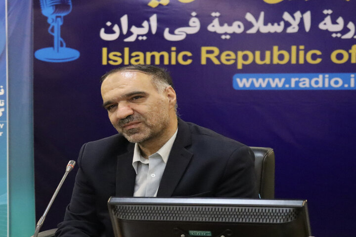 قدردانی رادیو گفتوگو از نیروی انتظامی در هفته ناجا قدردانی رادیو گفتوگو از نیروی انتظامی در هفته ناجا