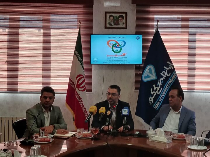 افخمی: صدور ۱۴۵۰ پروانه فعال در حوزه دامپزشکی خراسان رضوی