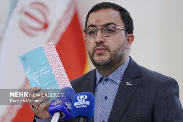 نشست خبری تبیین سند ملی کودک و نوجوان و هفته ملی کودک
