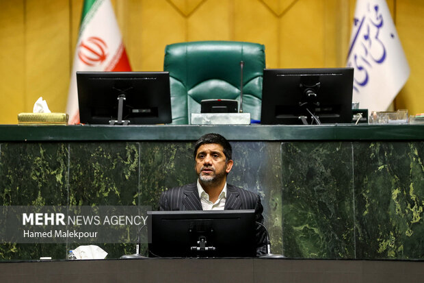 مراسم تقدیر از مدال‌آوران، کادر فنی و مسئولان تیم‌های ملی کشتی آزاد و فرنگی در مجلس