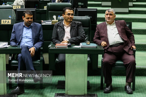 مراسم تقدیر از مدال‌آوران، کادر فنی و مسئولان تیم‌های ملی کشتی آزاد و فرنگی در مجلس
