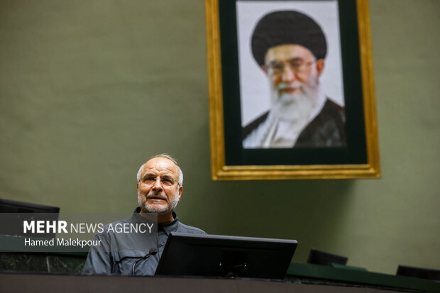 مراسم تقدیر از مدال‌آوران، کادر فنی و مسئولان تیم‌های ملی کشتی آزاد و فرنگی در مجلس