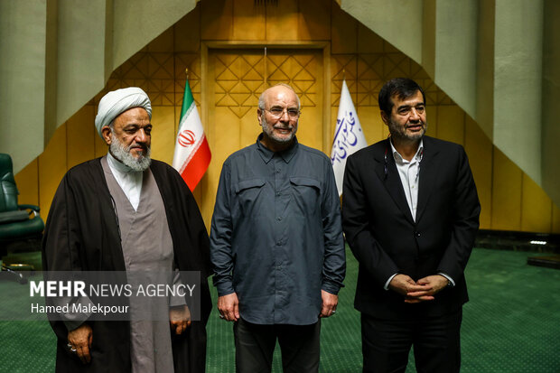 مراسم تقدیر از مدال‌آوران، کادر فنی و مسئولان تیم‌های ملی کشتی آزاد و فرنگی در مجلس