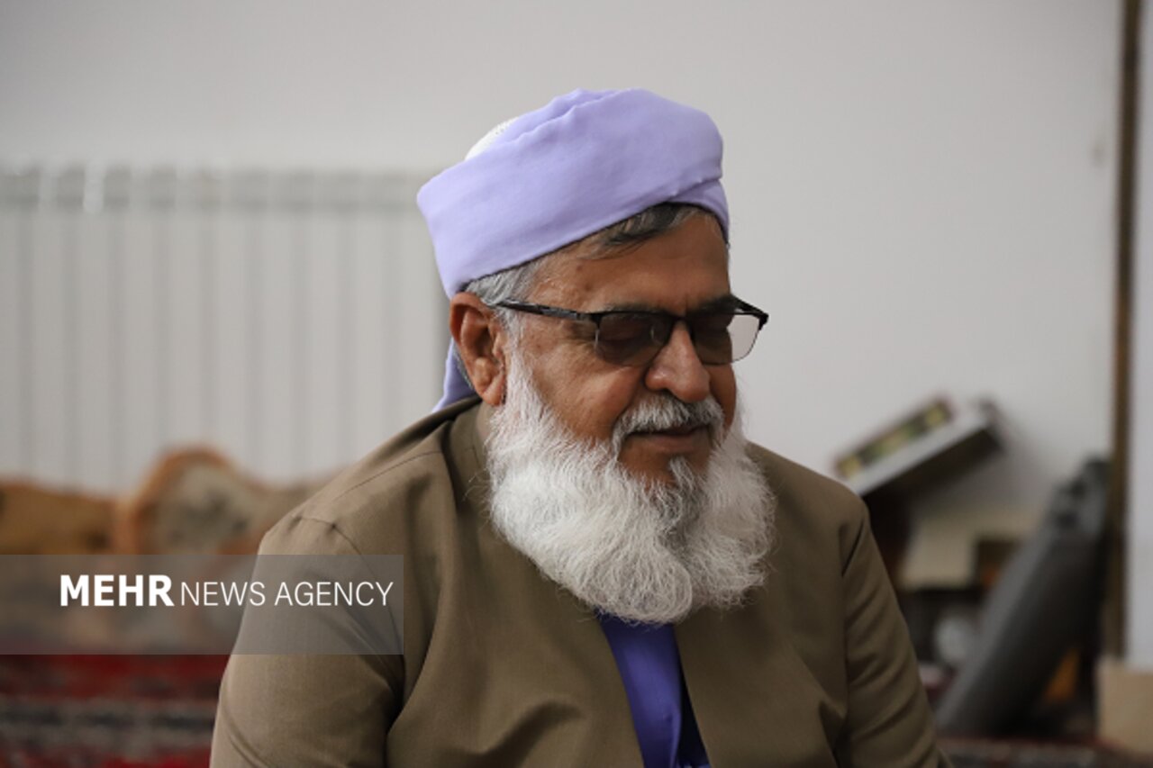 امام جمعه اهل‌سنت خاش: وحدت مسلمانان، سد راه فتنه‌انگیزی دشم