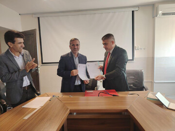 تفاهمنامه همکاری دانشگاه شیراز و حرم امام حسین (ع) امضا شد