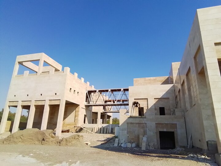 معطلی کتابخانه مرکزیِ بندرعباس درآستانه ۱۷ سالگی؛افتتاح شاید۲ سال دیگر