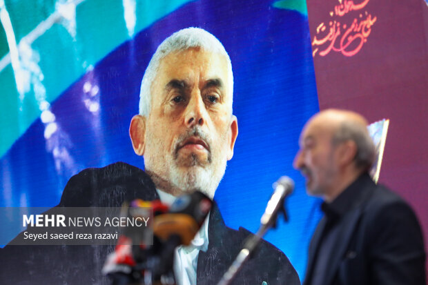 مراسم بزرگداشت شهید نصرالله و سالروز عملیات طوفان‌الاقصی 16
