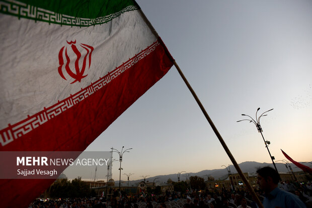 گردهمایی دلداگان مقاومت در حمایت از کاروان صمود در همدان