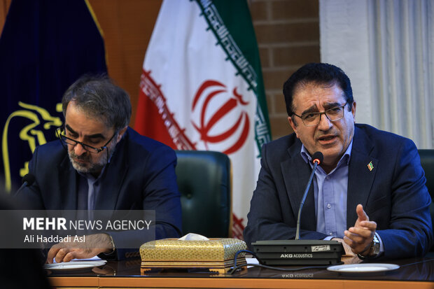 مراسم اختتامیه نمایشگاه عکس۱۲ روز ایران