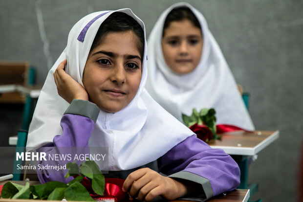 افتتاح سه‌هزار و دهمین مدرسه برکت در روستای بَگوردی وسطی لرستان