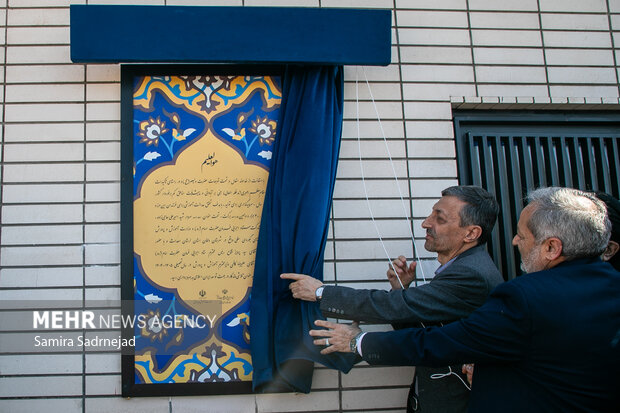 «برکت» به مدرسهسازی برکت داد؛ طلسم کانکسها شکست!