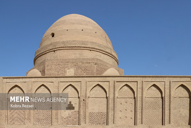 آرامگاه بابا لقمان سرخس؛ نشانی از هویت تاریخی شمال شرق ایران
